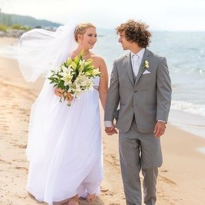 Meet your Posher, Phoebe